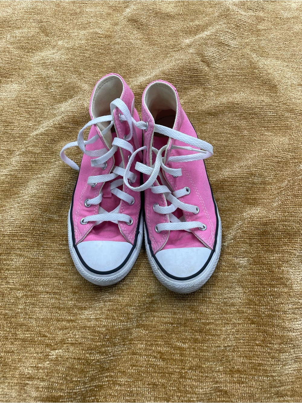 Chuck Taylor Concerse All Star pink girls size 1.5